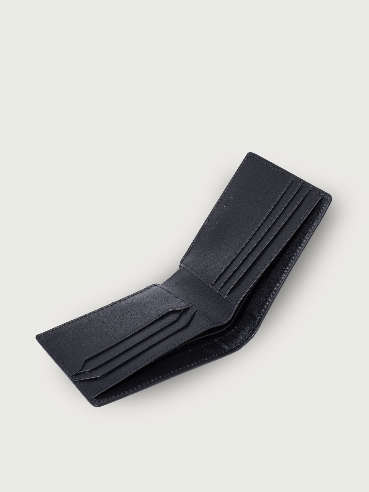 BILLETERA DE CUERO ICON NEGRO PARA 8 TARJETAS - Di Conza