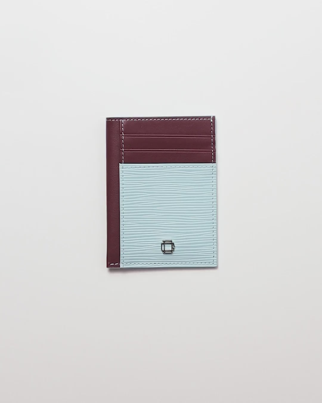 TARJETERO VERTICICAL DE CUERO BORGOÑA PARA 8 TARJETAS